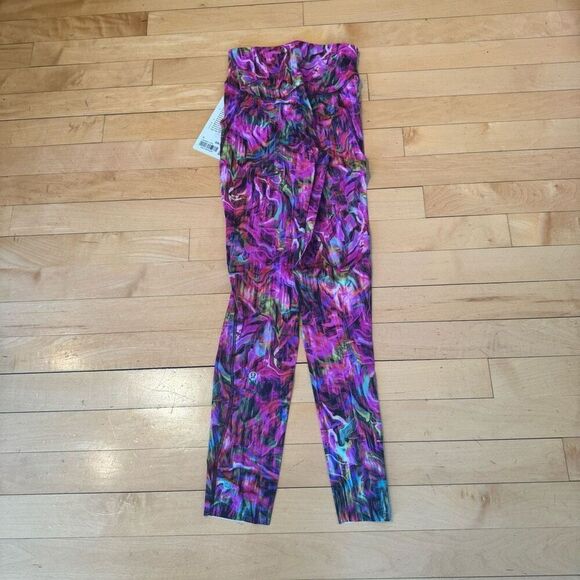 Lululemon Base Pace High-Rise Tight 25" size 0 - Picture 5 of 5